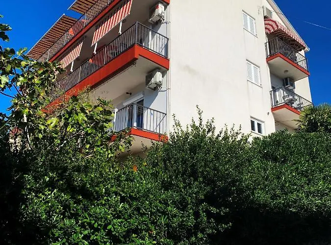 Julija Apartament *